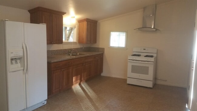 Photo - 6901 Palm Ave