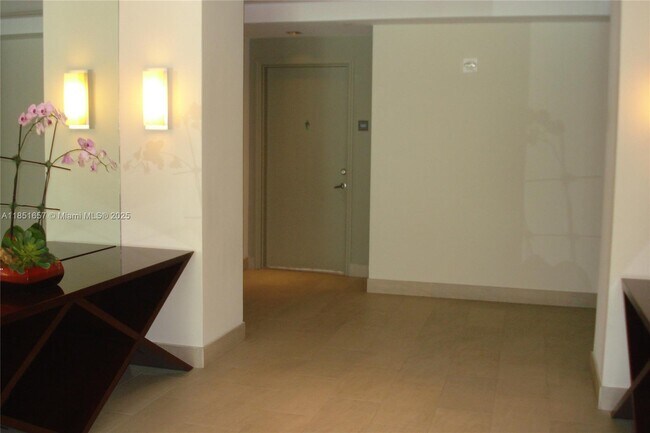 Photo - 951 Brickell Ave Unit 1007