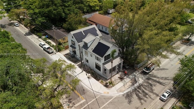 Building Photo - 3604 Day Ave Rental