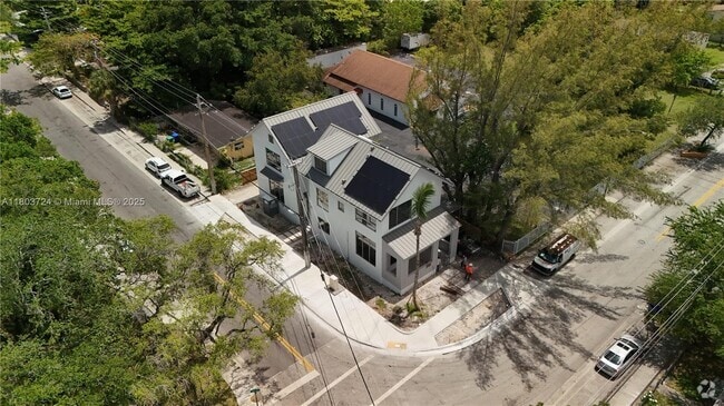 Building Photo - 3604 Day Ave Rental