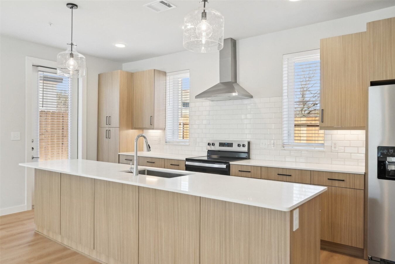 Photo - 3651 S Custer Rd