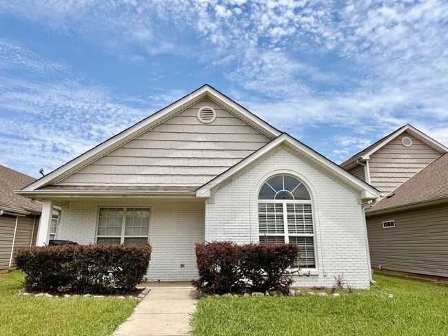 3 bed, 2 bath home in Calera - 3 bed, 2 bath home in Calera