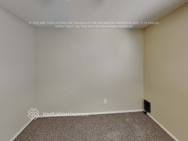 Photo - 16059 W Larkspur Dr