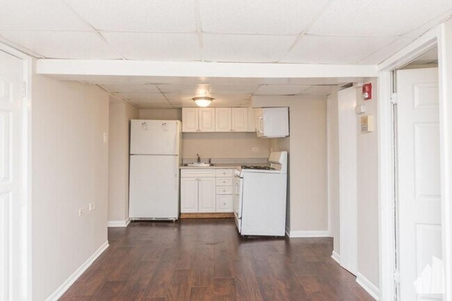 Photo - 1 bedroom in Chicago IL 60618 Unit BE
