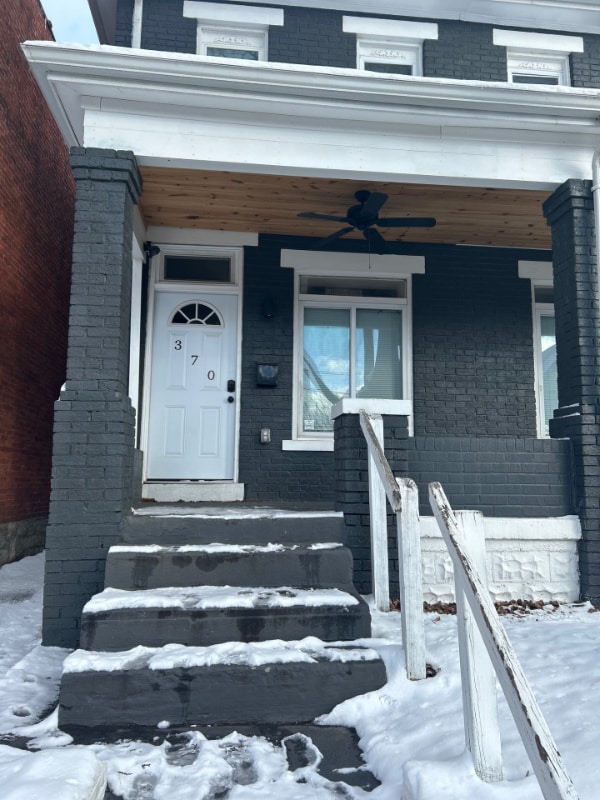Building Photo - 368-370 St Clair Ave Rental