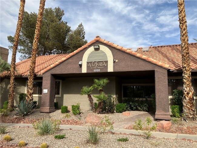 Building Photo - 5044 S Rainbow Blvd Unit 106