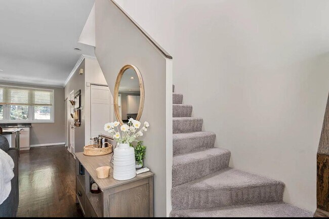 Photo - 1781 W Altgeld St