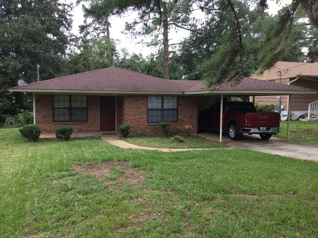 Photo - 515 Howard Ave