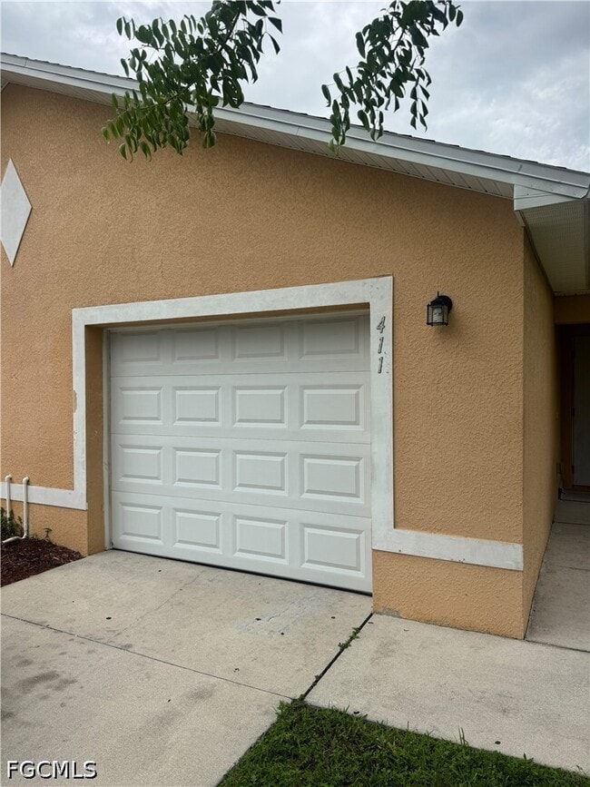 411 Nicholas Pkwy W