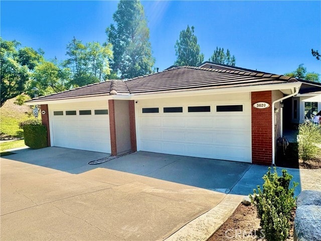 Photo - 3620 Windsong Cir