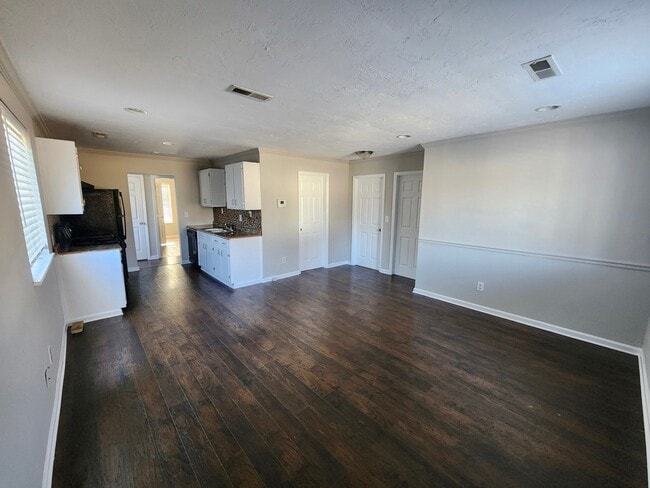 Photo - 1321 Woodward Rd