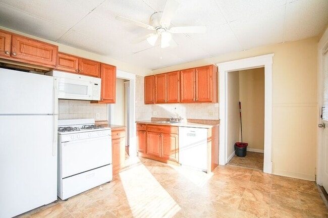 Photo - 15 Casimir St Unit 3