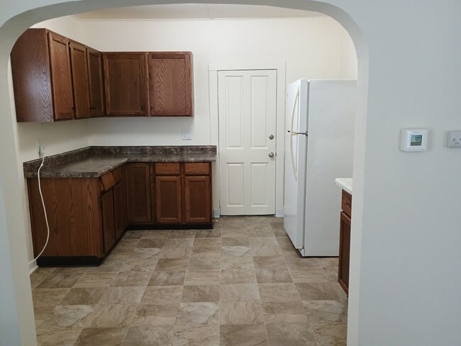Photo - 281 E 9th St Unidad 281 E. 9th Street