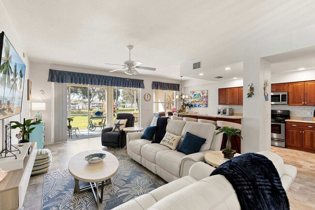 Photo - 285 Cays Dr Unidad SI ID1579810P