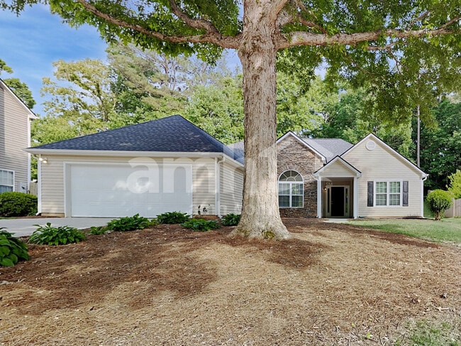 Building Photo - 270 Grayson Manor Dr SW Rental