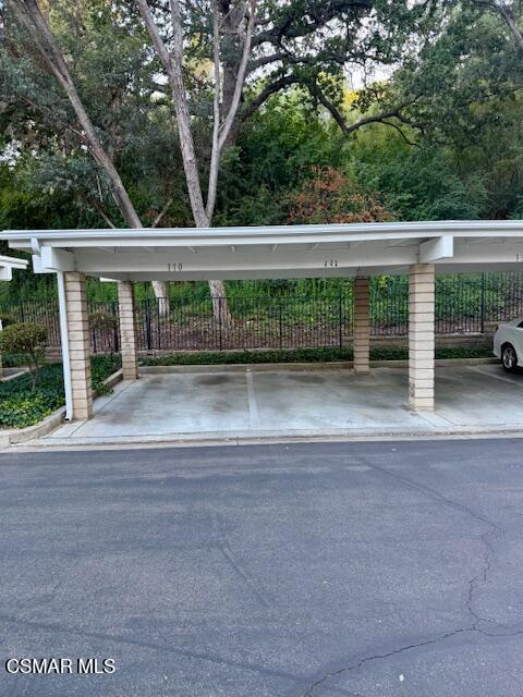 Photo - 23930 Arroyo Park Dr