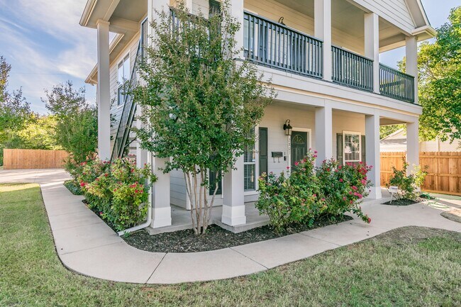 Photo - 2801 Frazier Ave