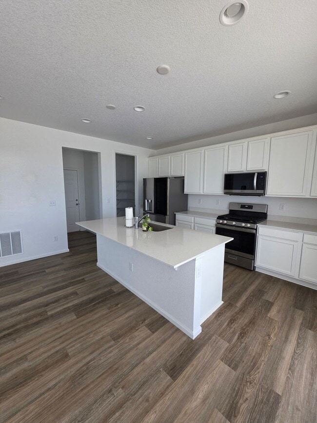 Photo - ALL PROSPECTIVE TENANTS MUST SUBMIT A $58 NON-REFUNDABLE APPLICATION FEE PER APPLICANT ONLINE AND...