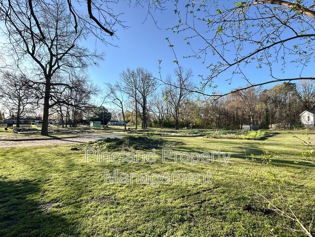 Photo - 341 Kingdom Estate Dr