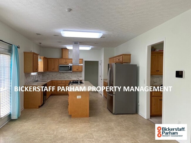 4613 English Ivy Dr