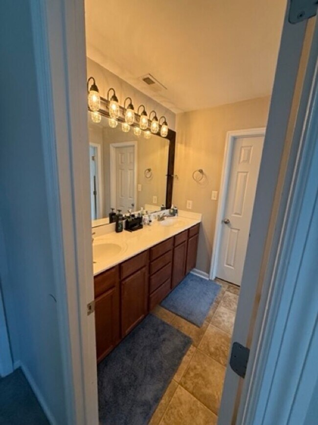 Photo - Welcome To Carriage Run!!