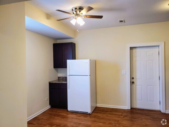 Building Photo - 813 N 23rd Ave Unit 3 Rental