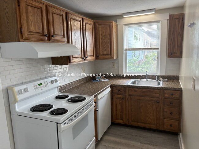 Photo - 43 Holman St Unit 1
