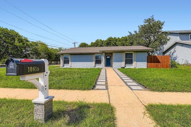 Photo - 10815 Lambert Cir