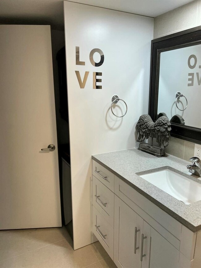 Photo - 2101 21st Ln