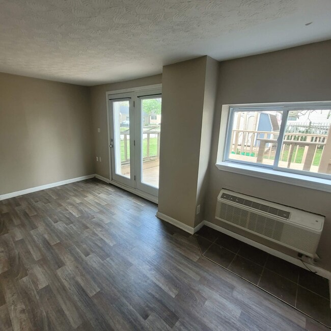 Photo - 400 E Park Pl