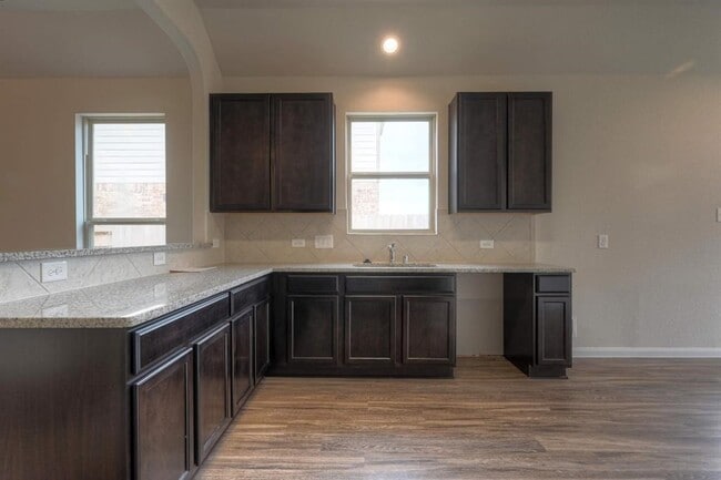 Photo - 2206 Spring Hollow Dr