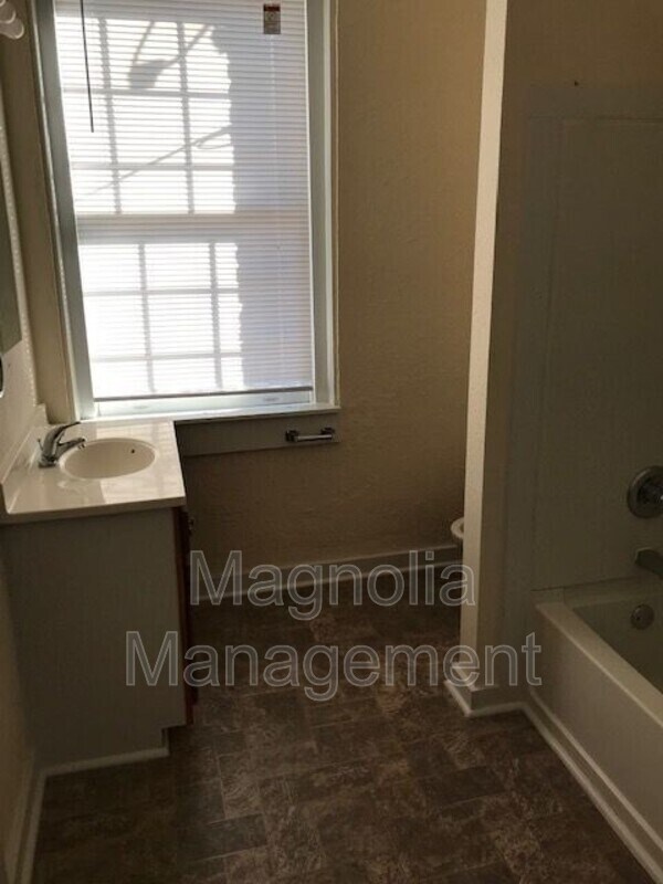 Photo - 516 N Beckford Dr Unit Apt A
