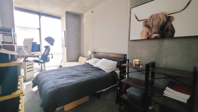Photo - 235 W Van Buren St Unit 2011