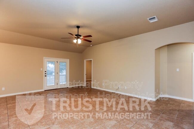 Photo - 1304 Risen Star Ln