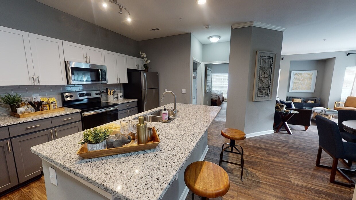 Photo - J 501 Estates Apartments