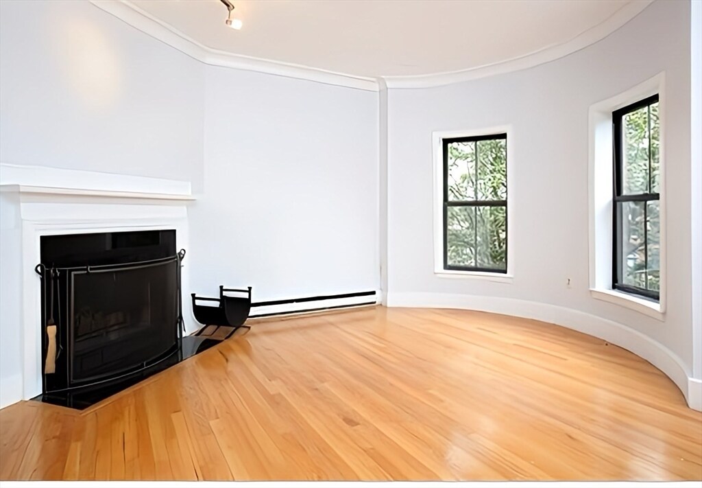 Photo - 27 Dartmouth St Unidad 4 Rental