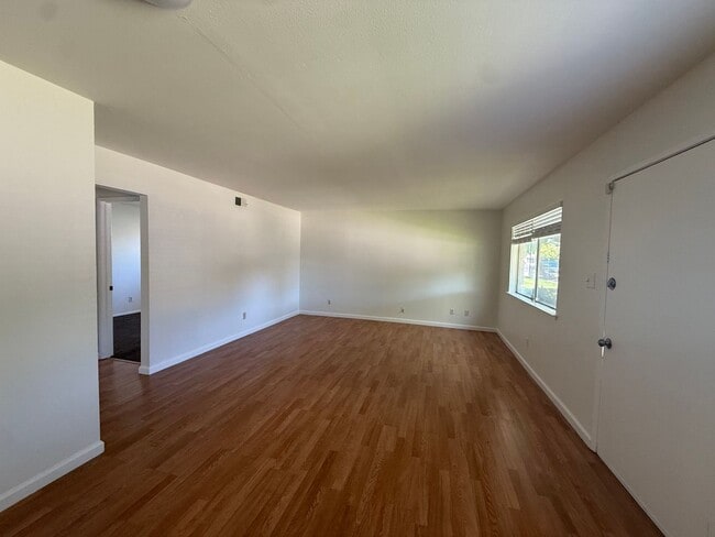 Photo - 2 bed | 1 bath | 795 SF | Shared garage | Downstairs unit | WS&G Paid by Owner