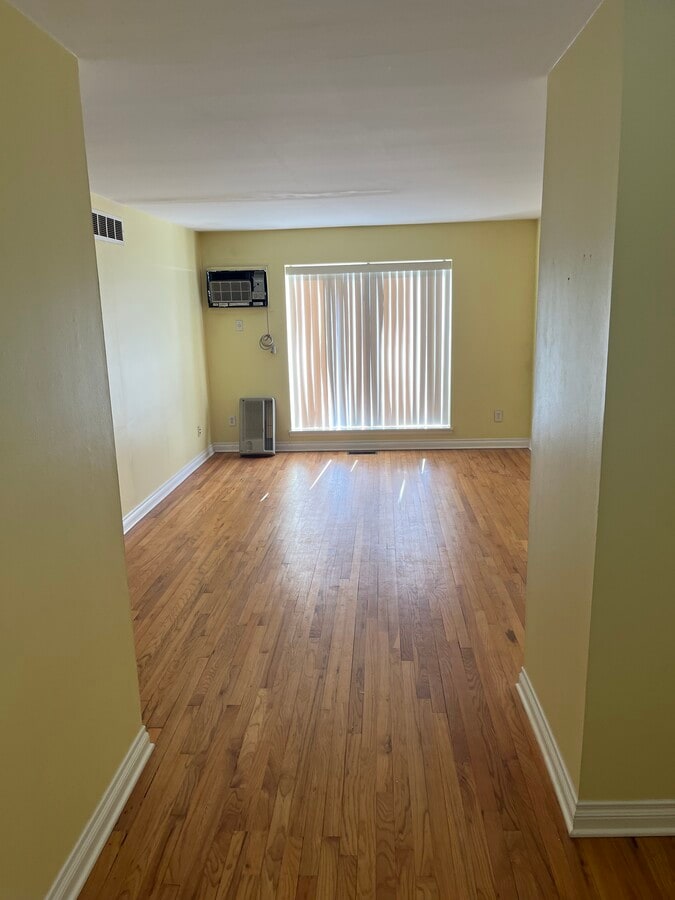 Photo - 925 Laprairie St Unit 117