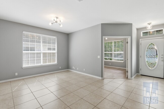 Photo - 4011 Travis Country Cir