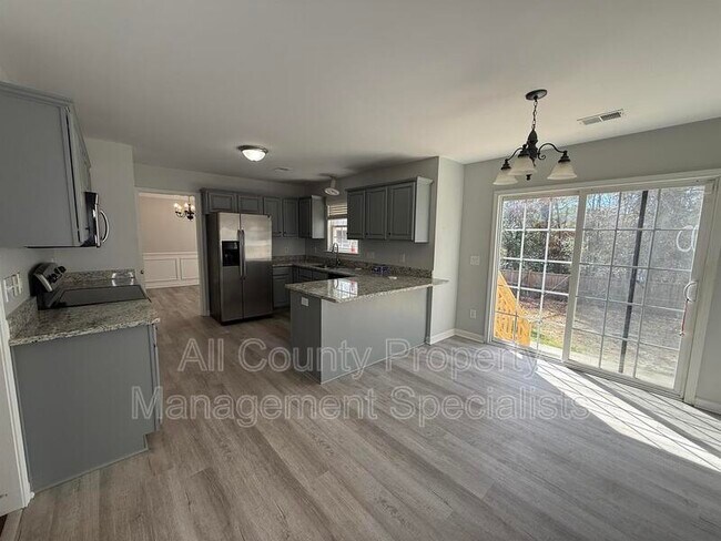 Photo - 179 Vermillion Dr