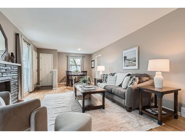 1316 Holdridge Ter