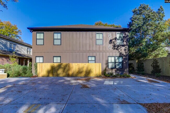 Photo - 816 Shull St