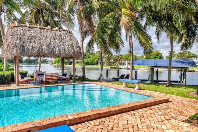 Photo - 7813 Pine Tree Ln