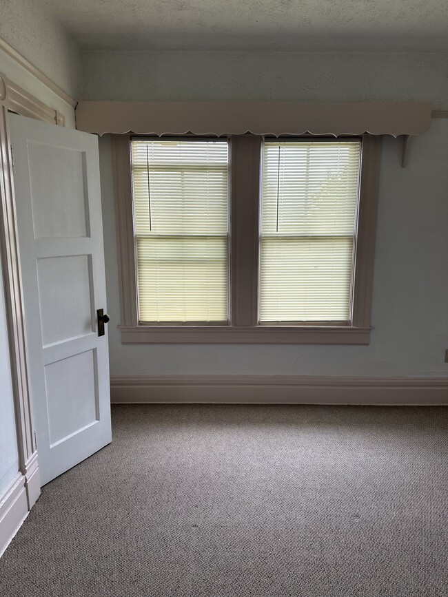 Bedroom/ closet - 950 14th St Unit #2