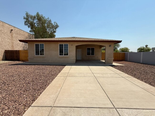 Photo - 520 Figueroa Ave