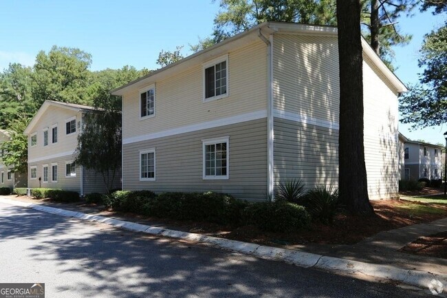 Building Photo - 1935 Alison Ct Rental