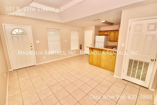 Photo - 503 N 11th St Unidad 1