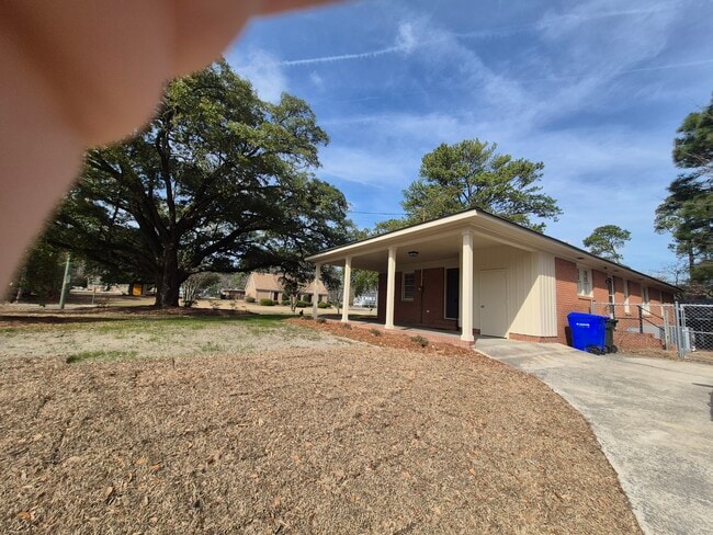 Photo - 1802 S Elm St