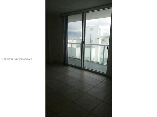 Photo - 2457 Collins Ave Unit 1002