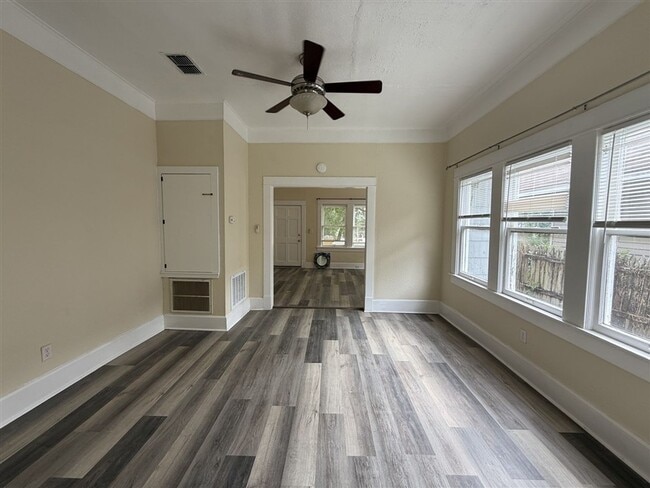 Photo - Beautifully Renovated 2 bedroom, 1 bath Bungalow | Historic Highland area | $900/Month Rent